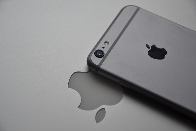 IPhone si moc cením.